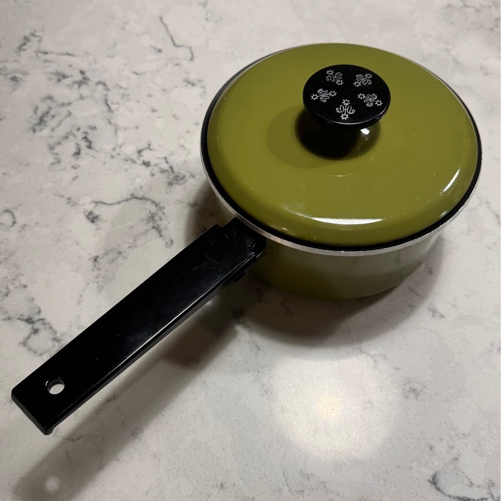 Vintage Fashion Manor‎ by JCPenney 1.5 Qt Saucepan Avocado Green w/Lid EUC